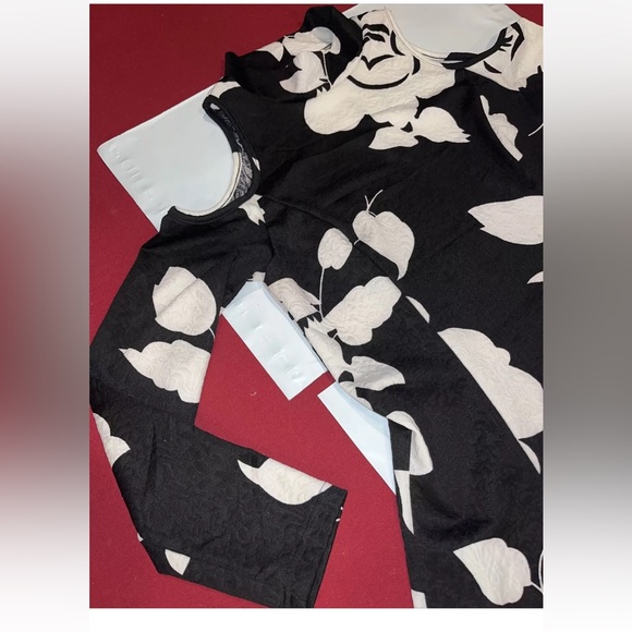 Aryeh Black Flowers DRESS Cold Shoulder A Line Stretchy Knit Mock Neck Flared L - Picture 7 of 11